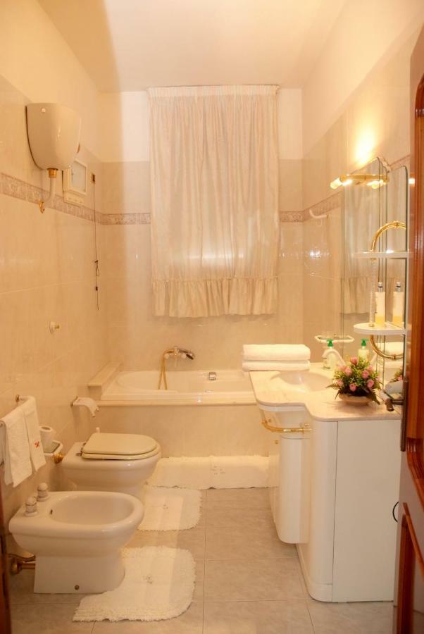 Bed & Breakfast Acquamarina Castro  Ngoại thất bức ảnh